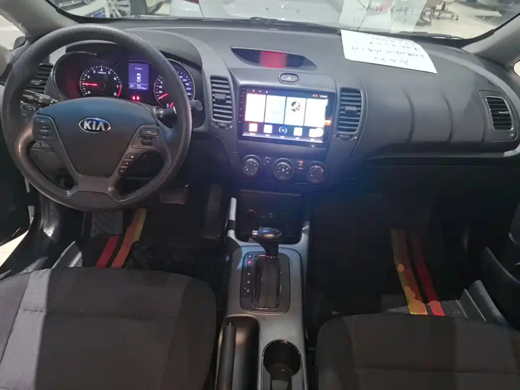 Kia K3 — миниатюра 10