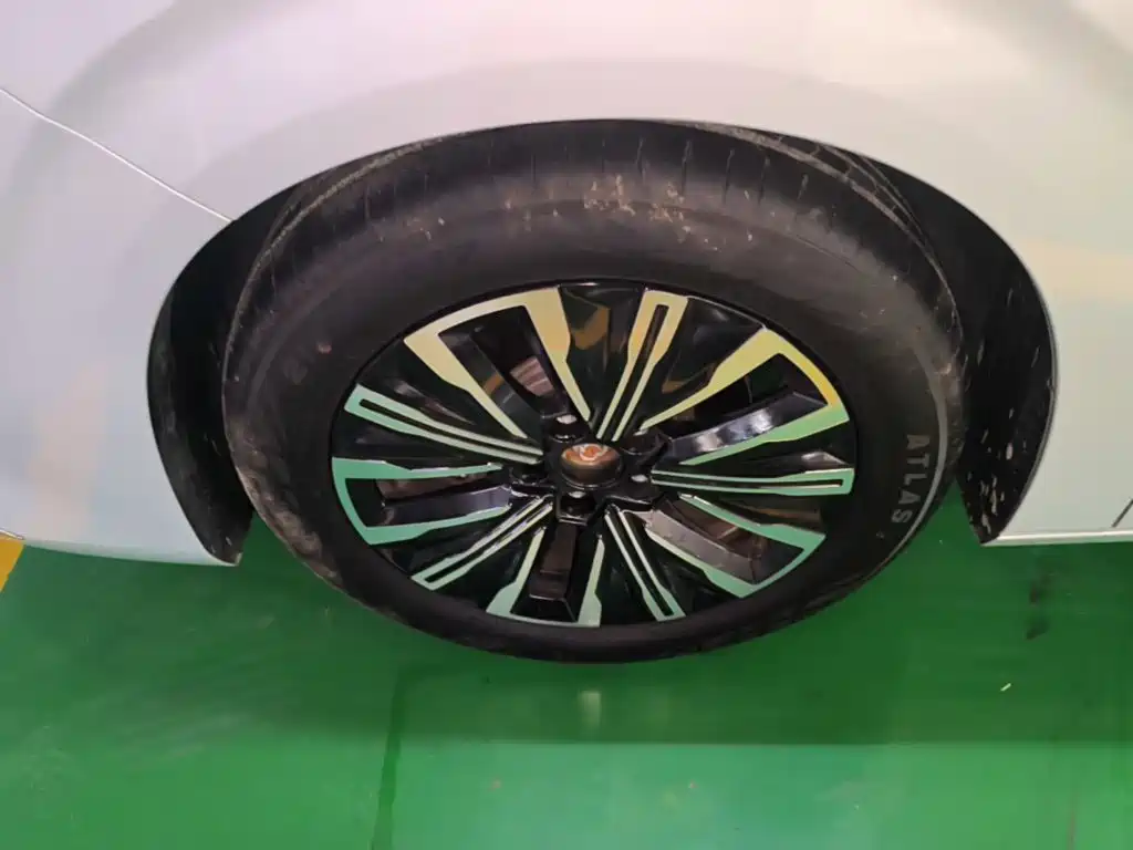 Wuling Xingguang 730 New Energy — миниатюра 23