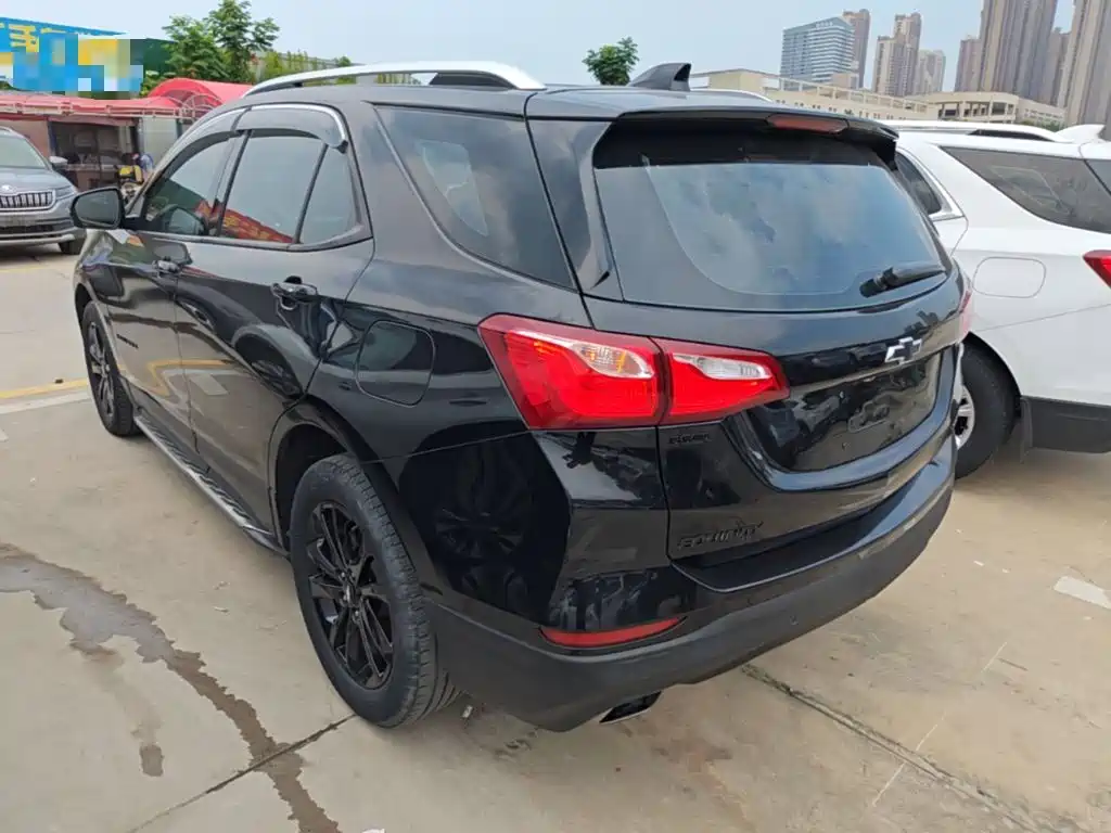 Chevrolet Equinox — миниатюра 5