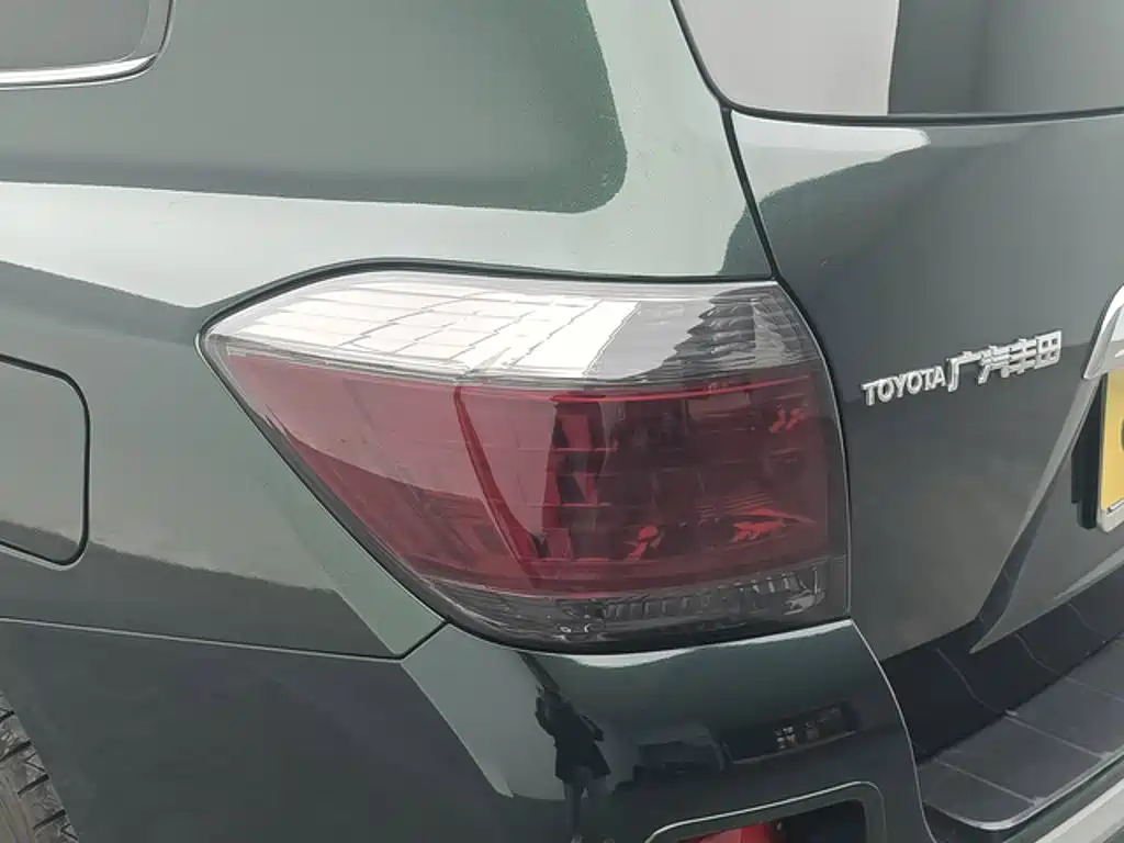 Toyota Highlander — миниатюра 15