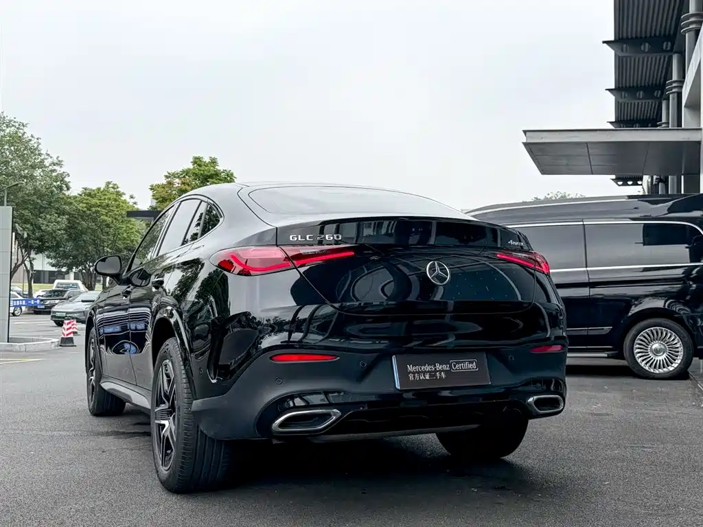 Mercedes-Benz GLC 2024 GLC 260 4MATIC SUV