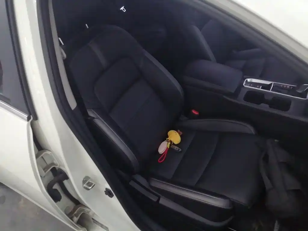 Nissan Sylphy — миниатюра 25