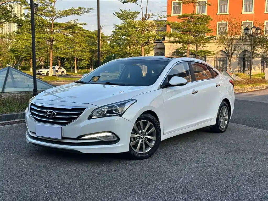 Hyundai Mistra 2014 1.8L Auto Smart Type GLS