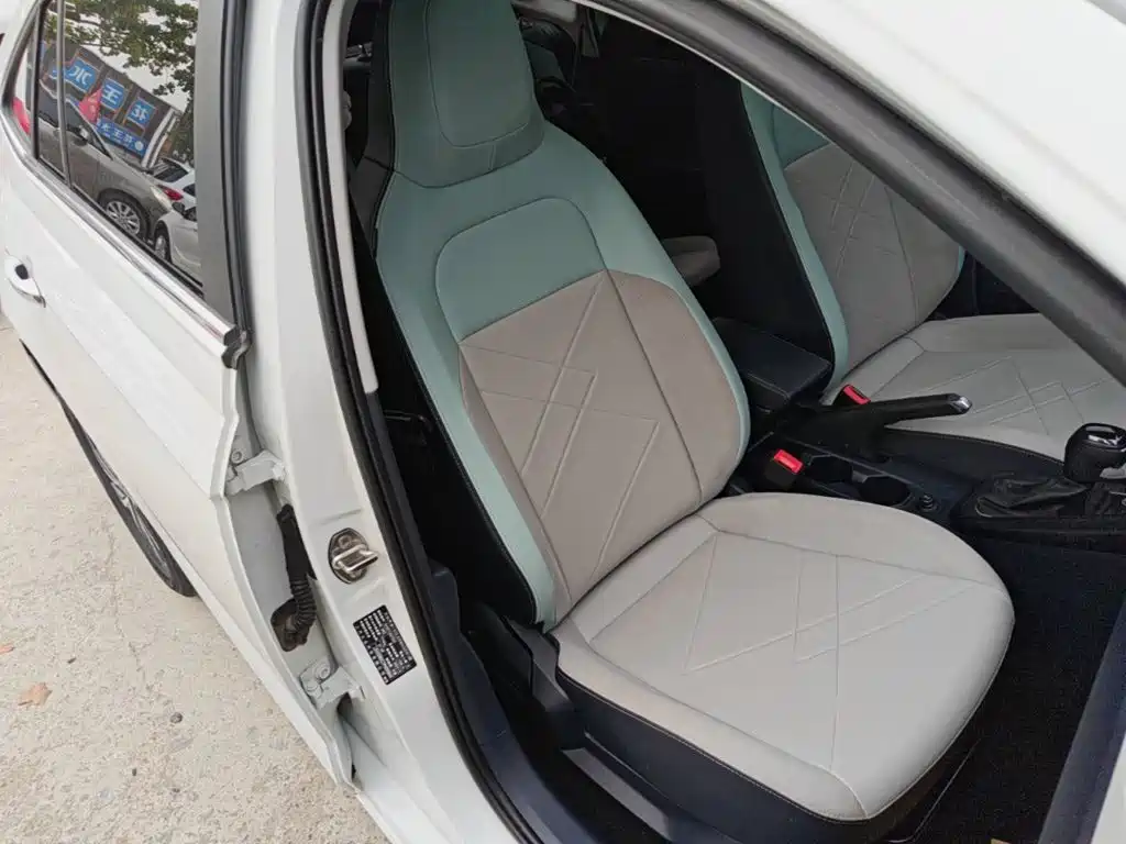 Volkswagen Lavida — миниатюра 20