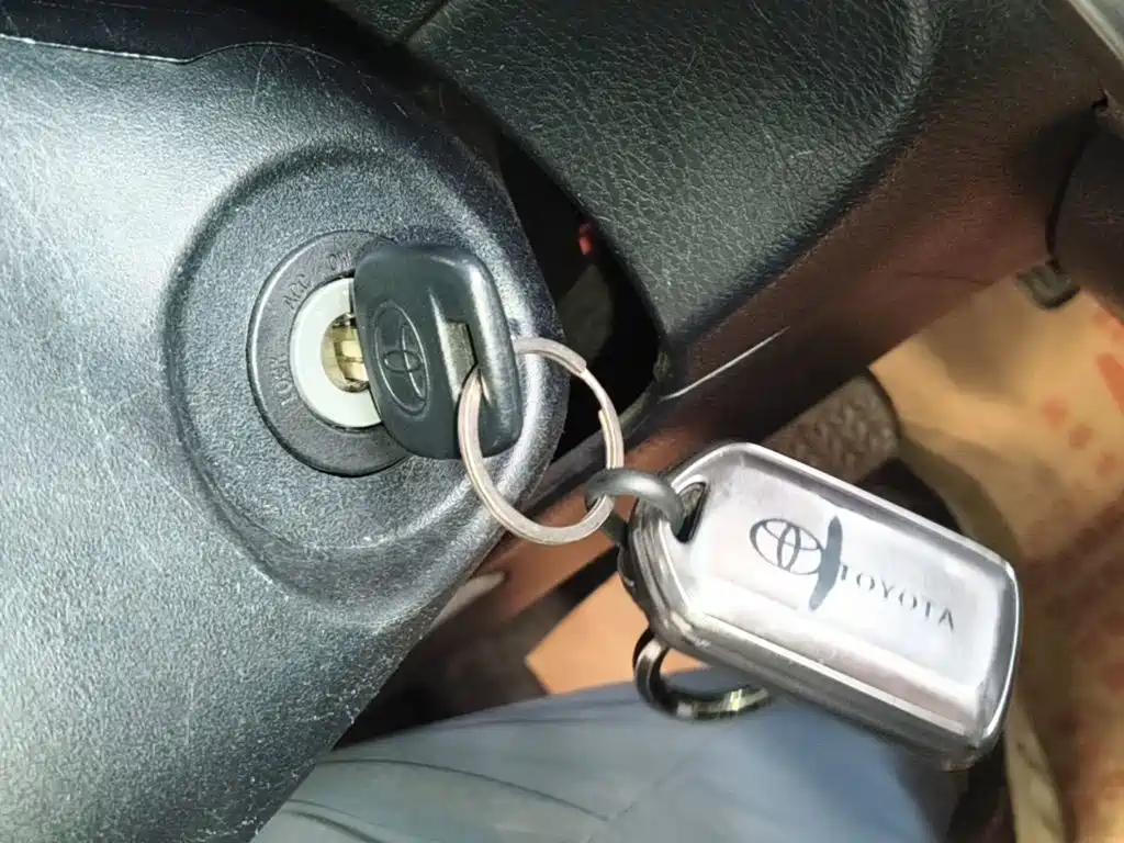 Toyota Yaris L — миниатюра 9