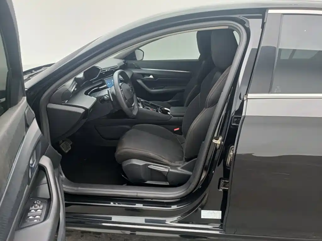 Peugeot 508 — миниатюра 7