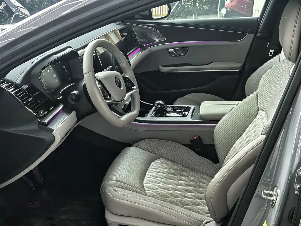 BYD Han — миниатюра 8