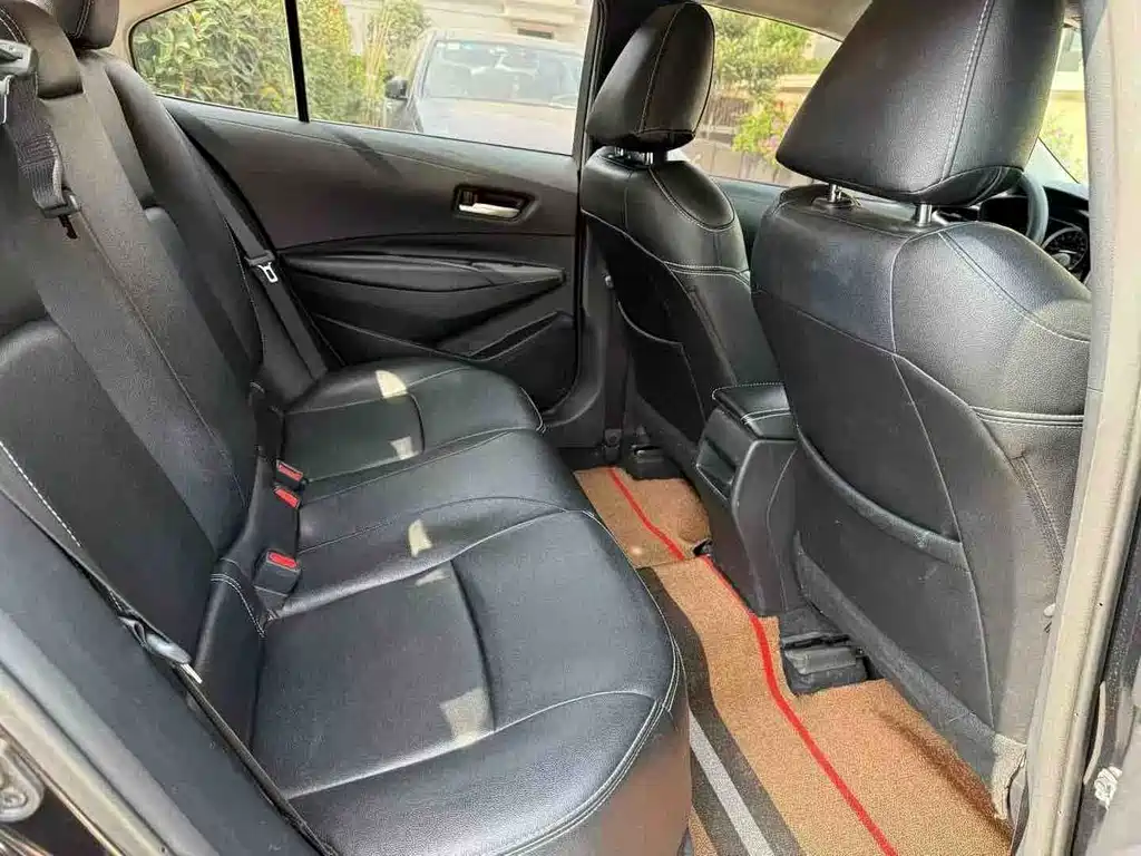 Toyota Corolla — миниатюра 6
