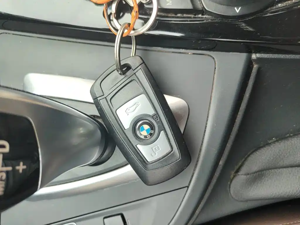 BMW 3 Series — миниатюра 9