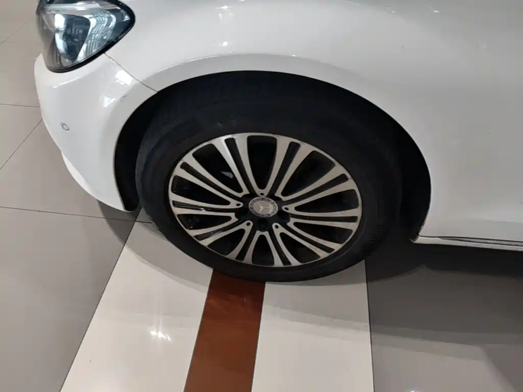 Mercedes-Benz C-Class — миниатюра 23