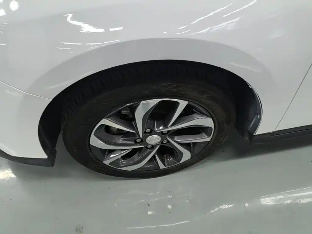 Buick Velite 6 — миниатюра 23