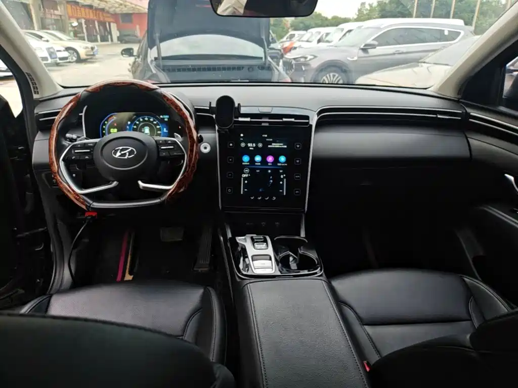 Hyundai Tucson — миниатюра 10