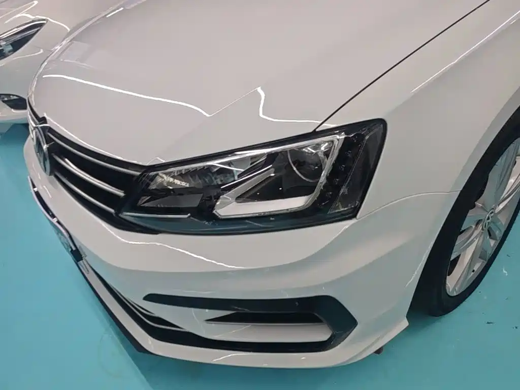Volkswagen Sagitar — миниатюра 24
