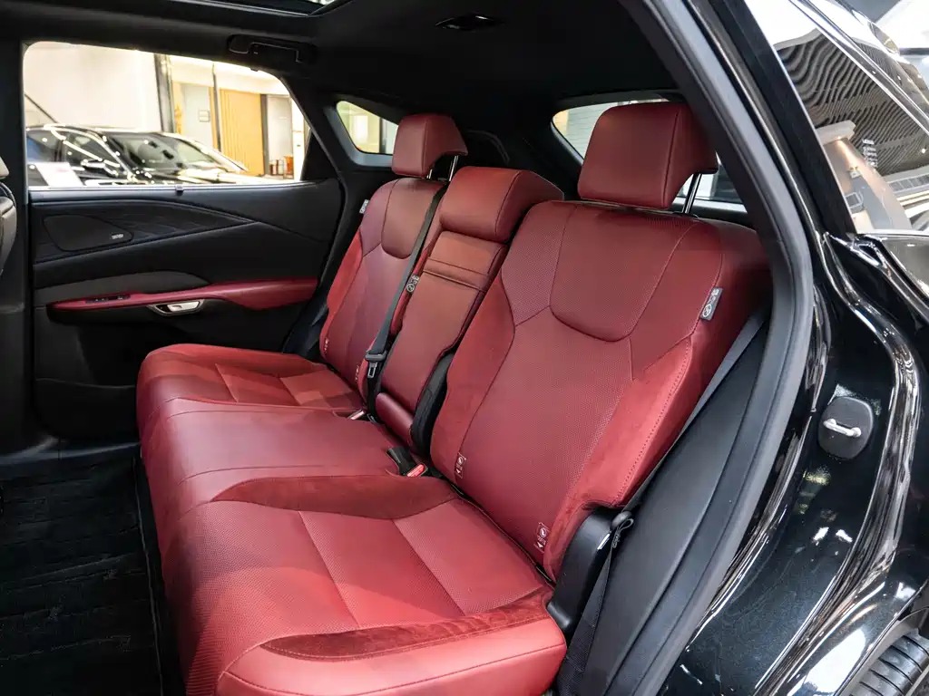 Lexus RX — миниатюра 12