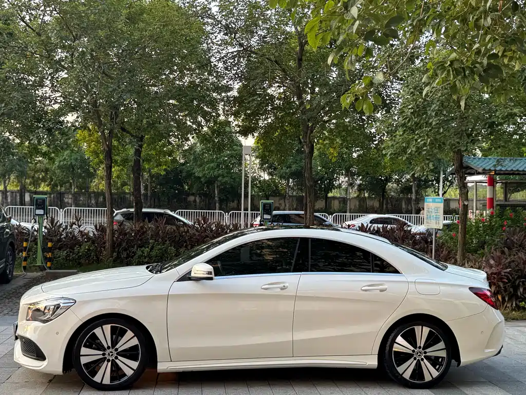 Mercedes-Benz CLA (Import) — миниатюра 13
