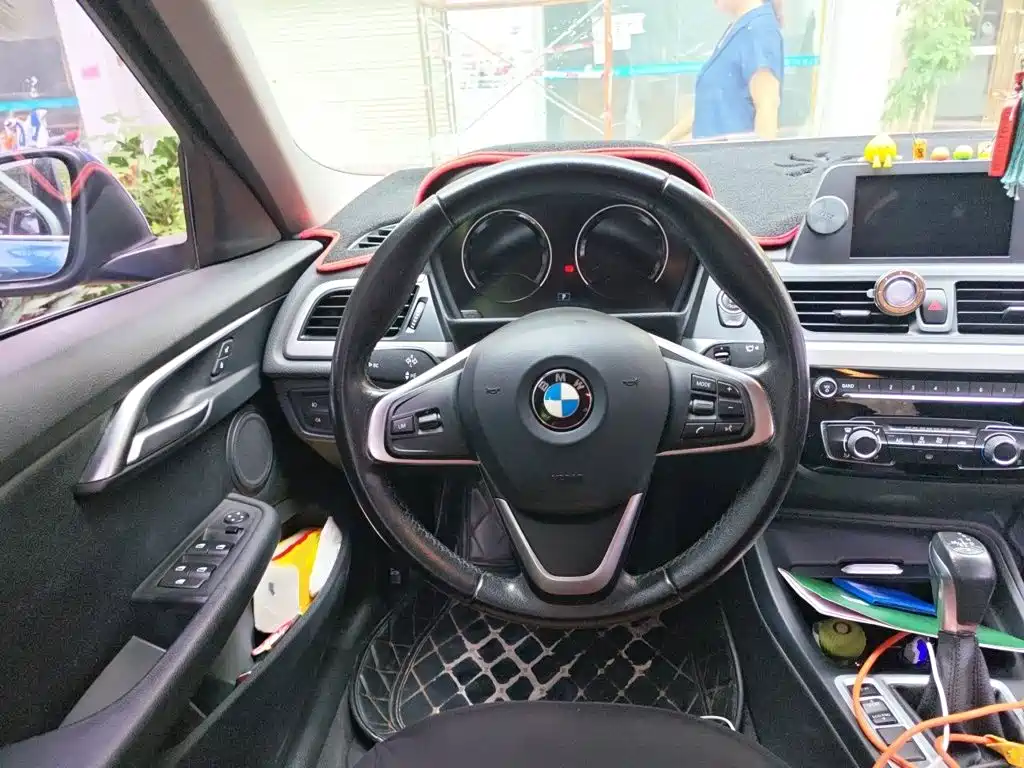 BMW 1 Series — миниатюра 11