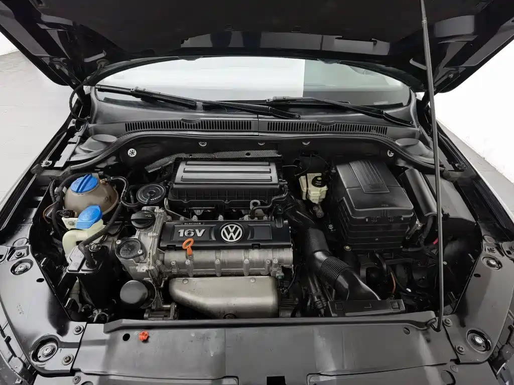 Volkswagen Sagitar — миниатюра 6