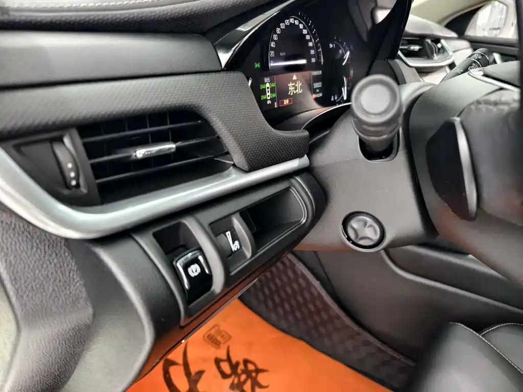 Cadillac XTS — миниатюра 11