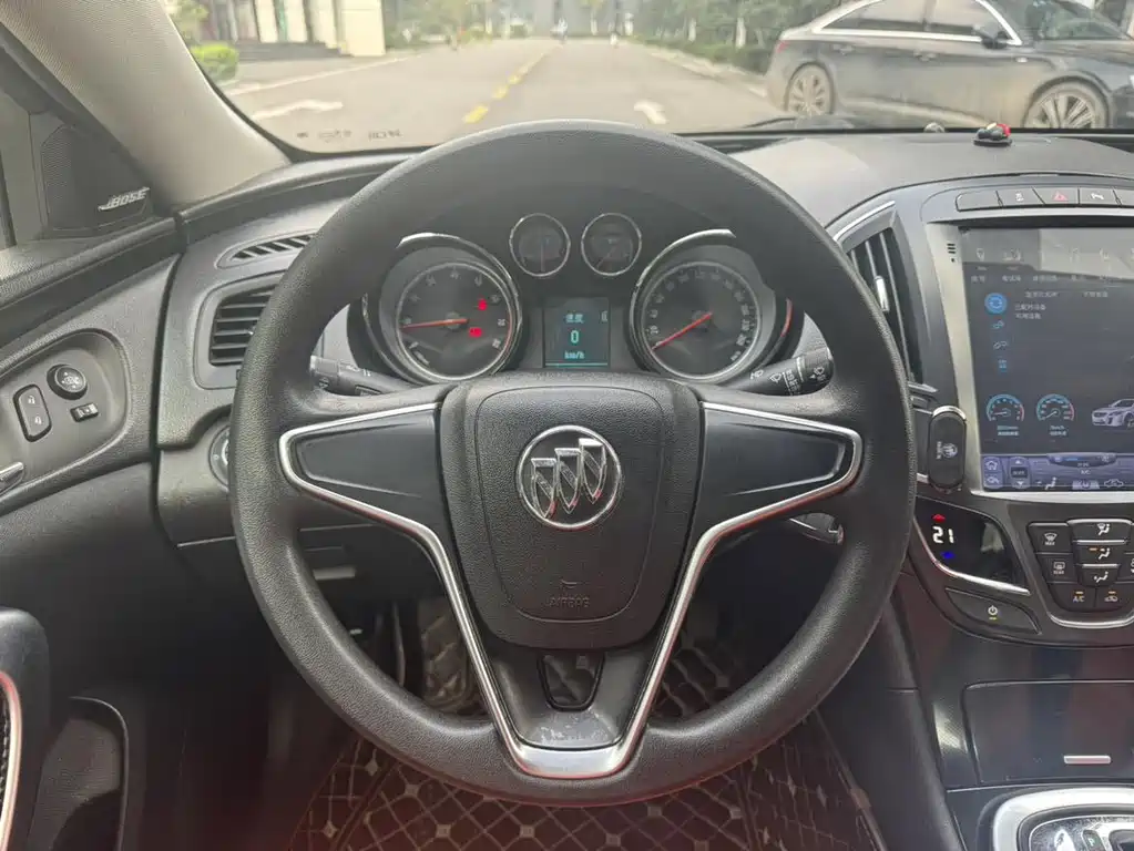 Buick Regal — миниатюра 16