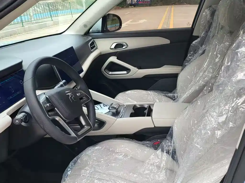 BYD Yuan UP — миниатюра 6
