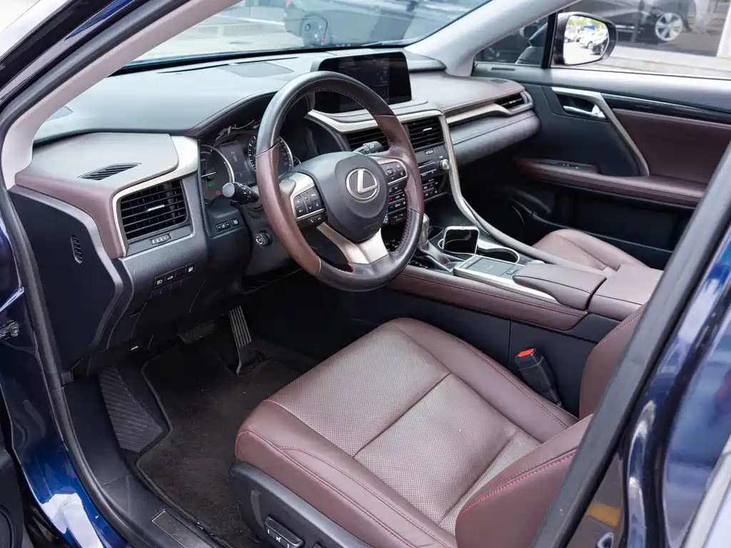 Lexus RX — миниатюра 9