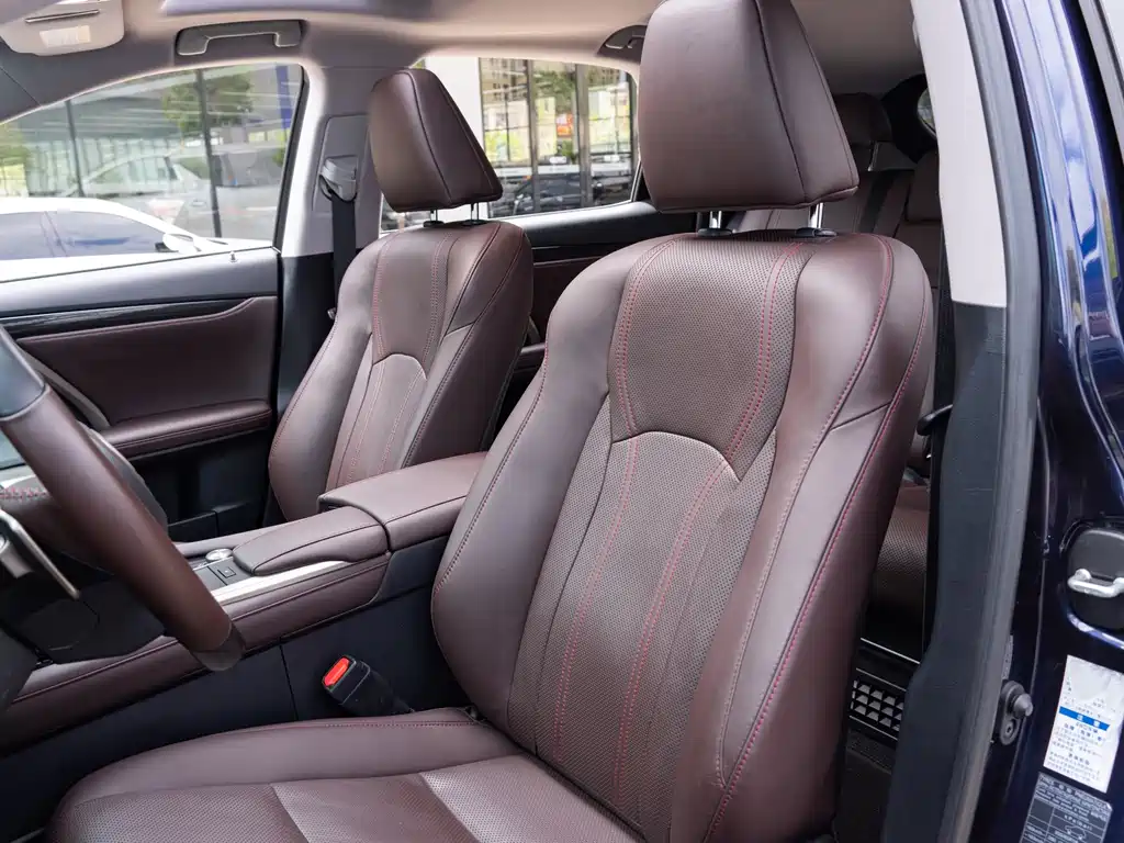 Lexus RX — миниатюра 11