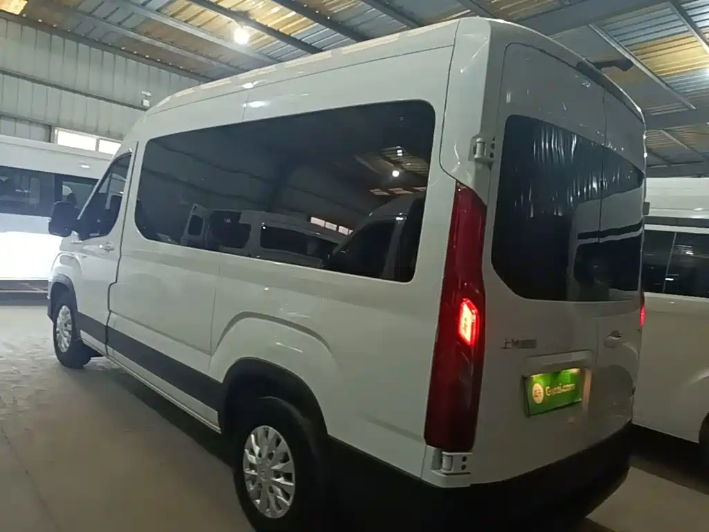 MAXUS V90 — миниатюра 5
