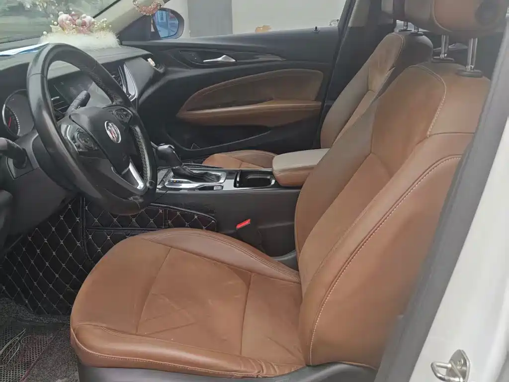 Buick Regal — миниатюра 4