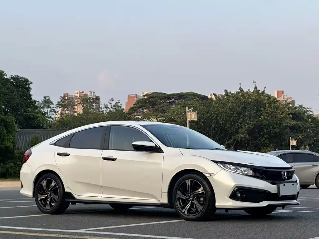 Honda Civic — миниатюра 3