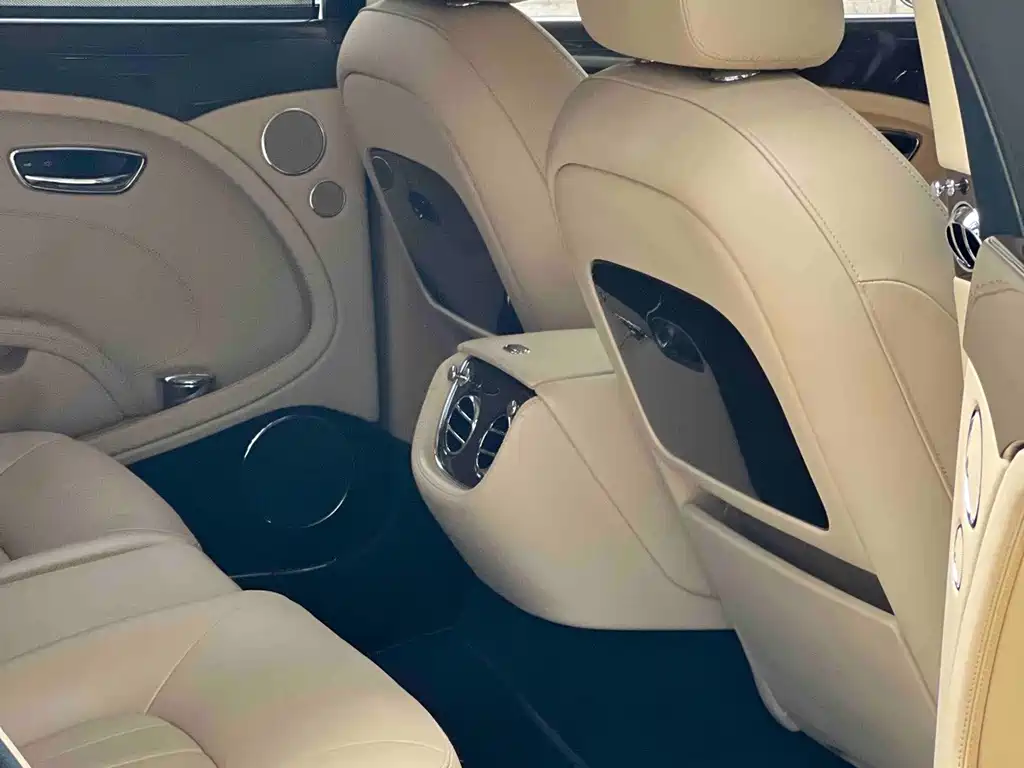 Bentley Mulsanne — миниатюра 9