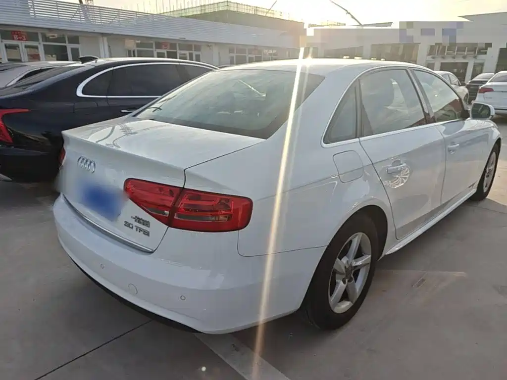 Audi A4L — миниатюра 5