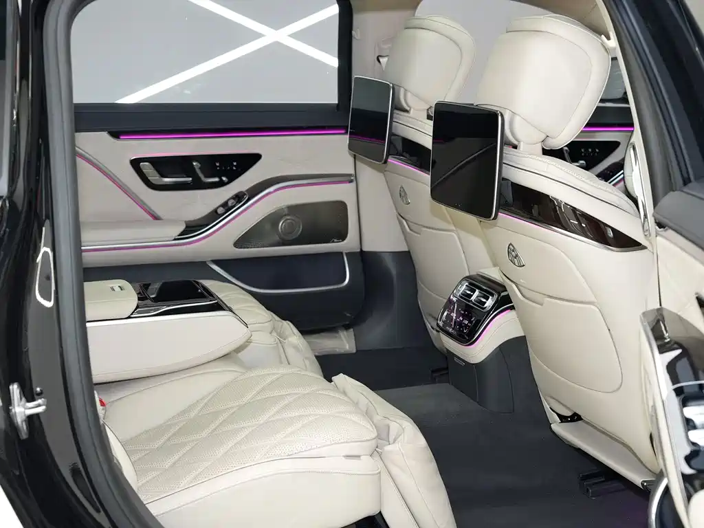 Mercedes-Benz S-Class — миниатюра 14