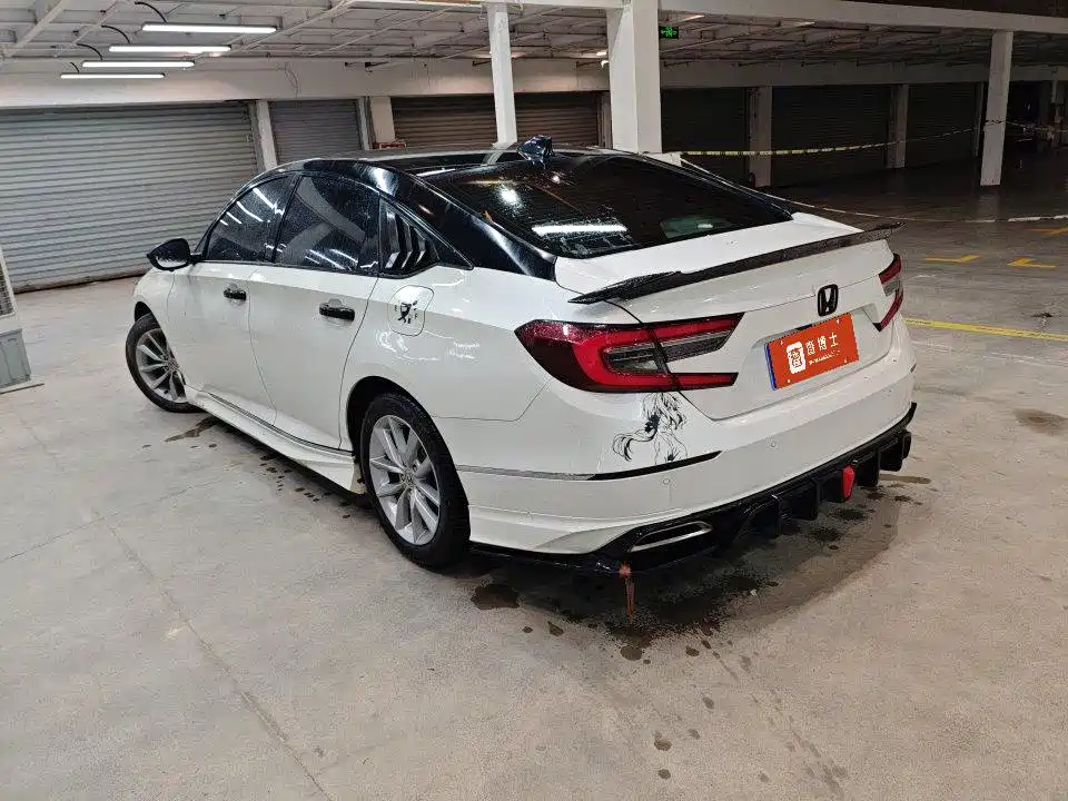 Honda Accord — миниатюра 8