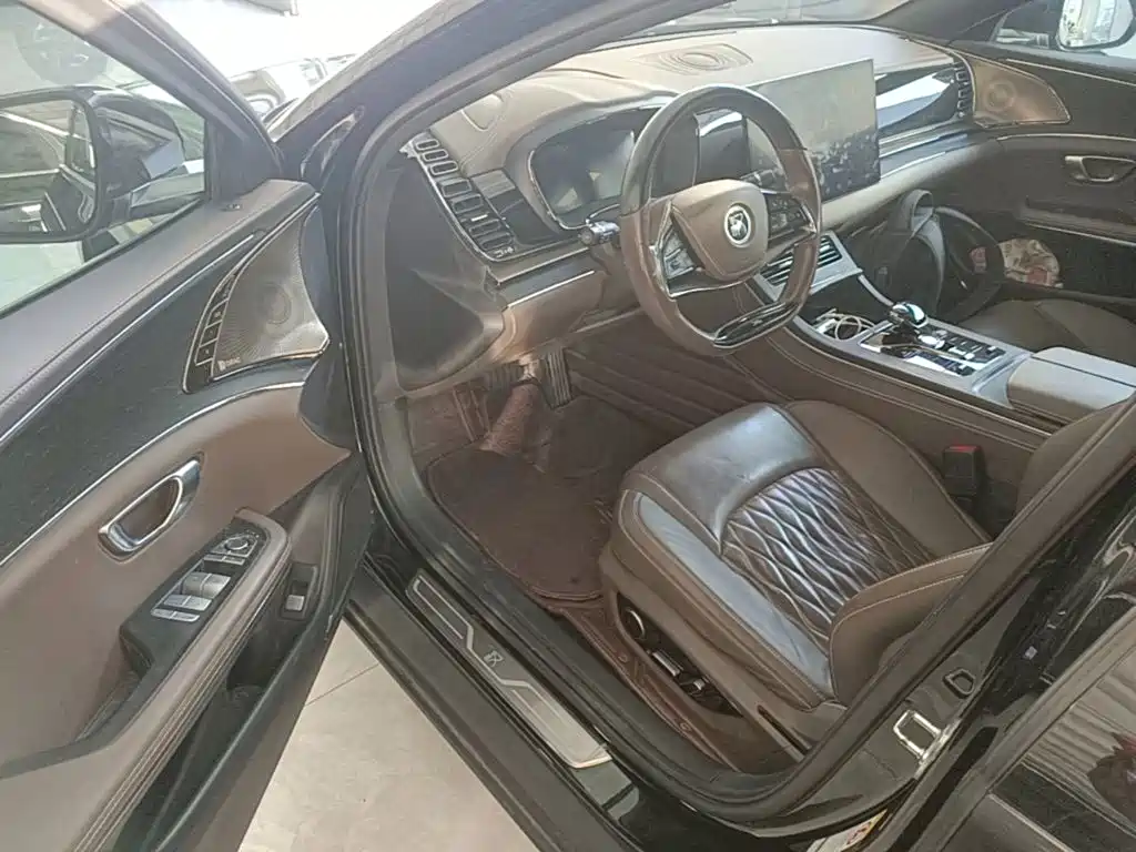 BYD Han — миниатюра 16