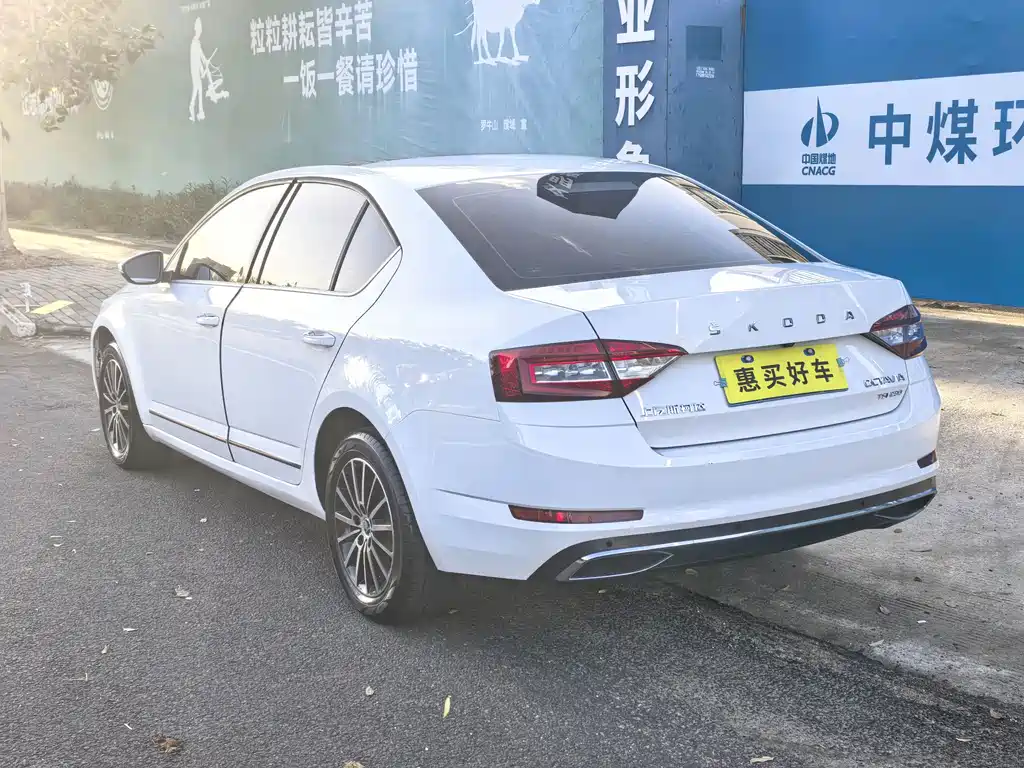 Skoda Octavia — миниатюра 15