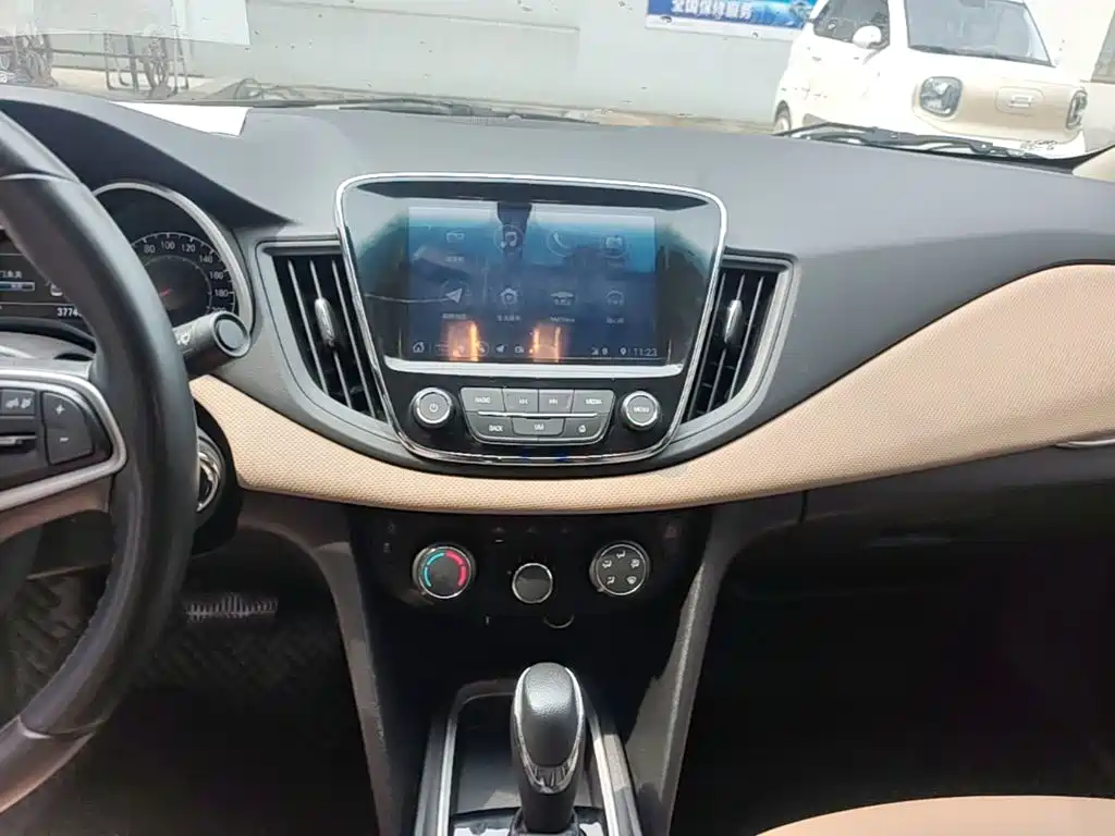 Chevrolet Monza — миниатюра 13