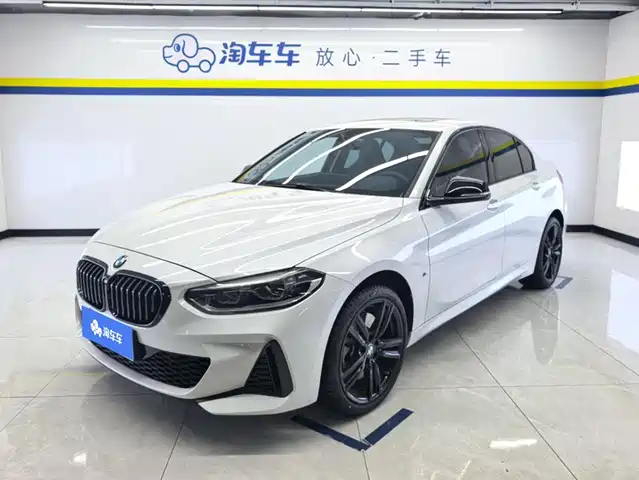 2022 BMW 1er