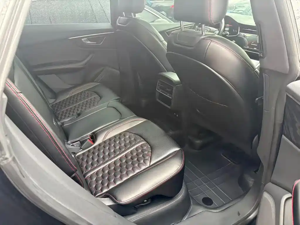 Audi Q8 — миниатюра 4