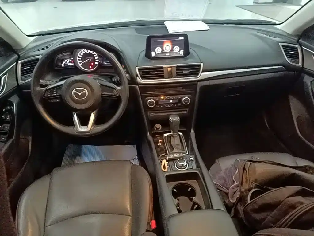 Mazda 3 Axela — миниатюра 14