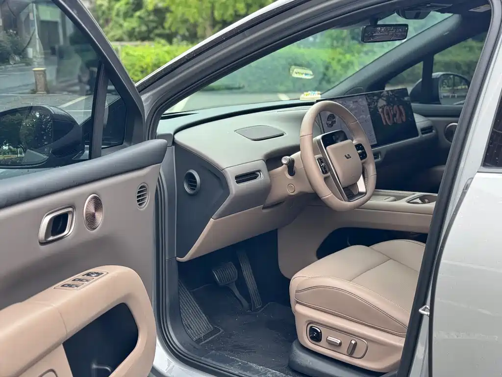 Li Auto Li i6 — миниатюра 9