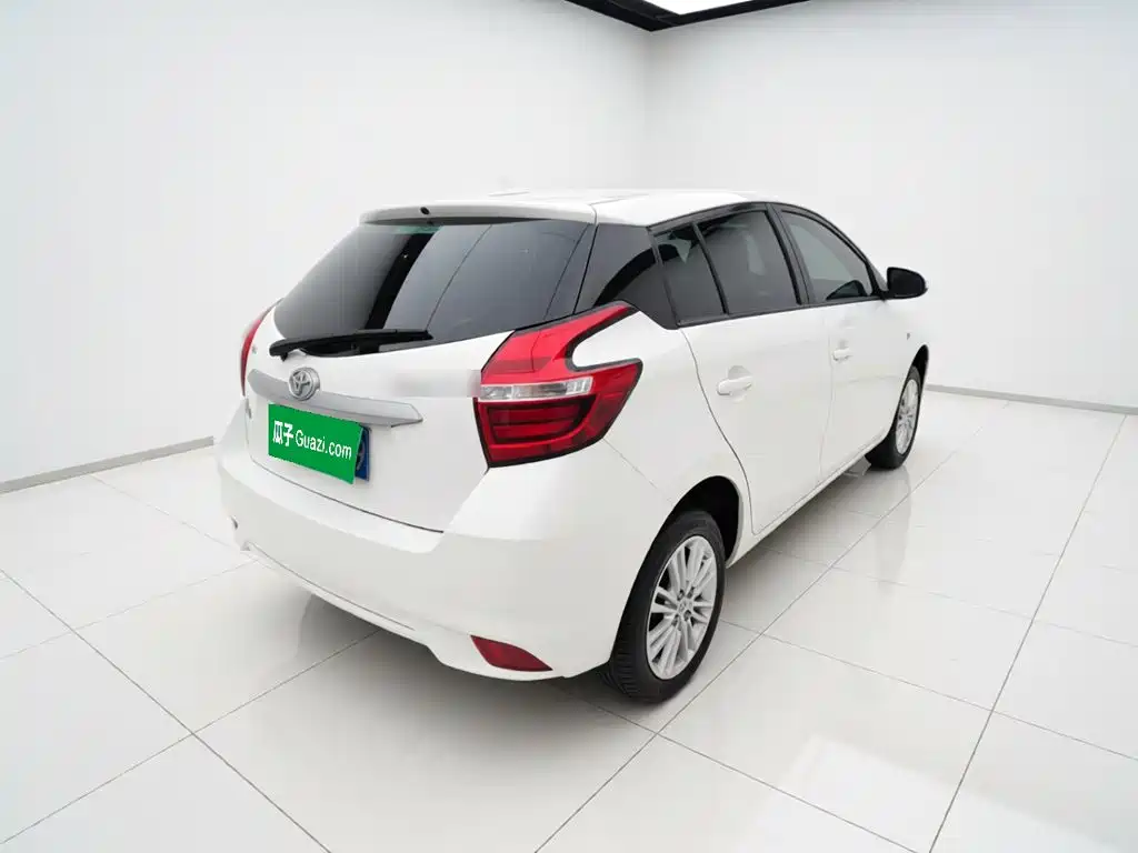 Toyota Vios FS — миниатюра 4