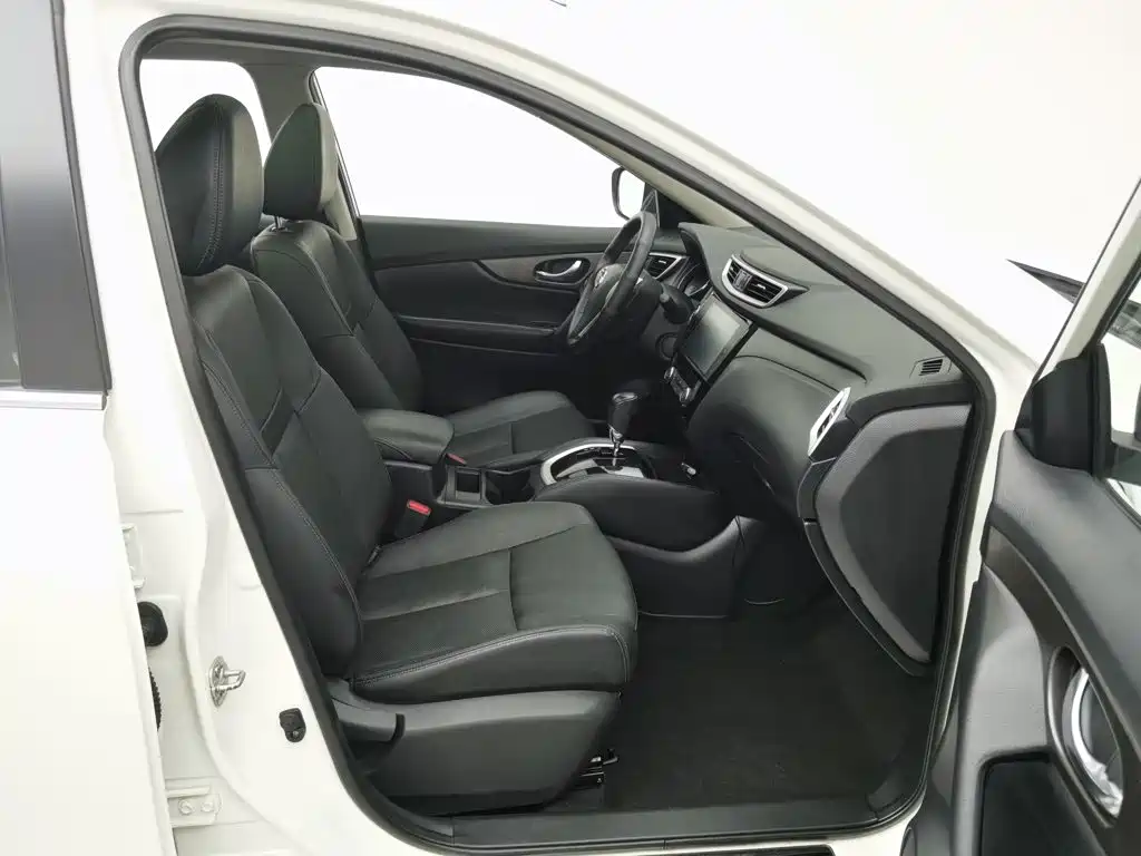 Nissan X-Trail — миниатюра 23