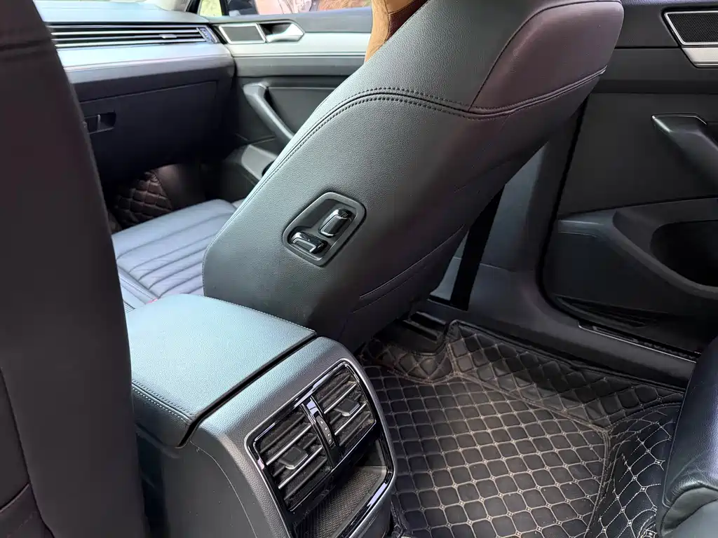 Volkswagen Magotan — миниатюра 10