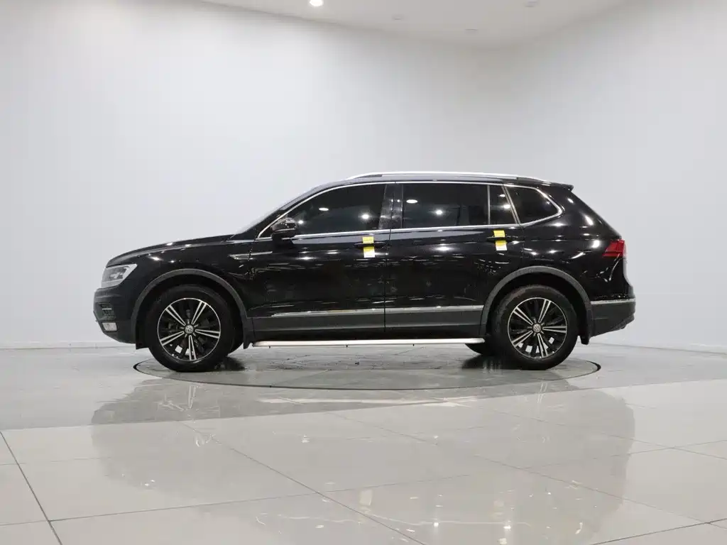 Volkswagen Tiguan L — миниатюра 7