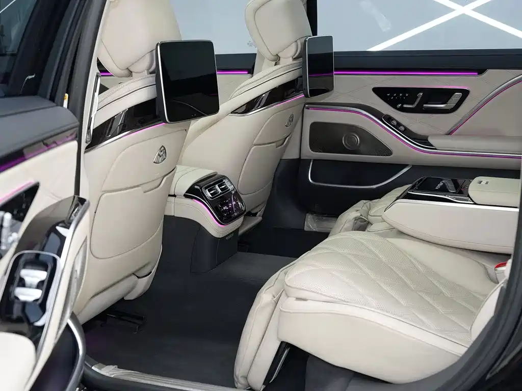 Mercedes-Benz S-Class — миниатюра 11