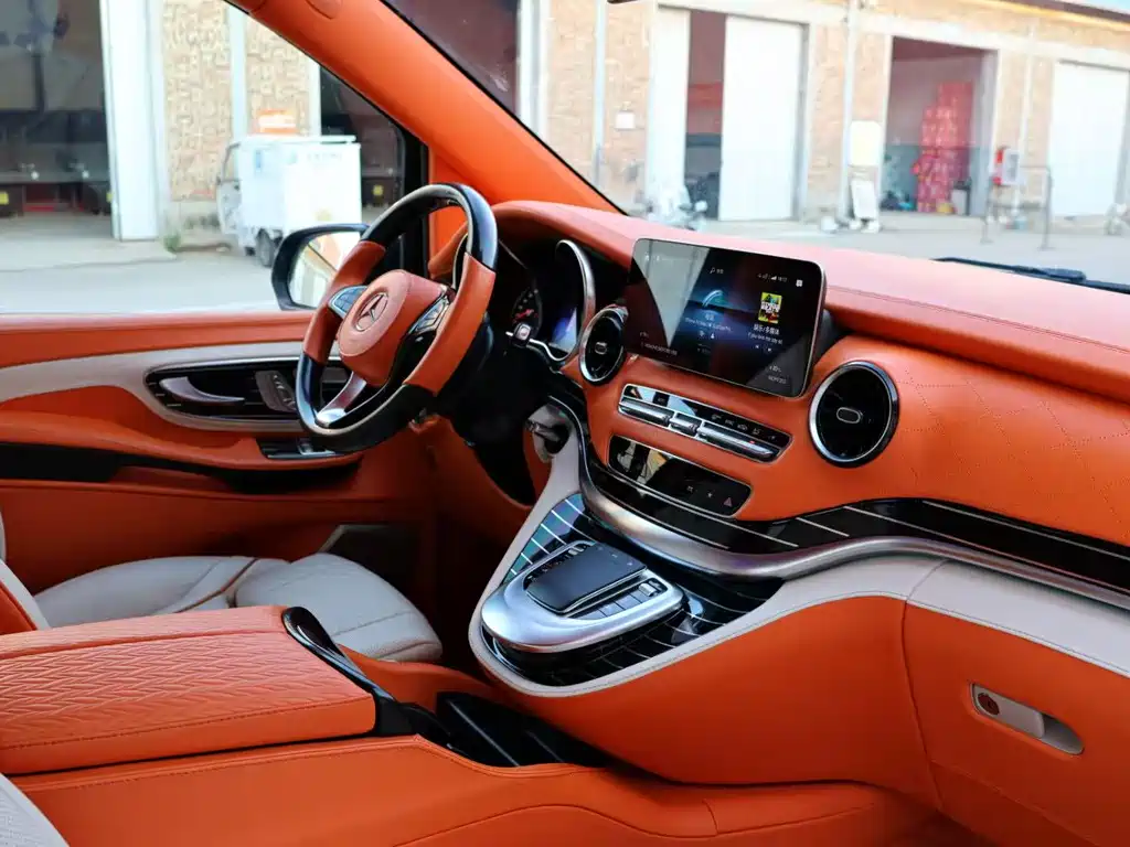 Mercedes-Benz V-Class — миниатюра 15