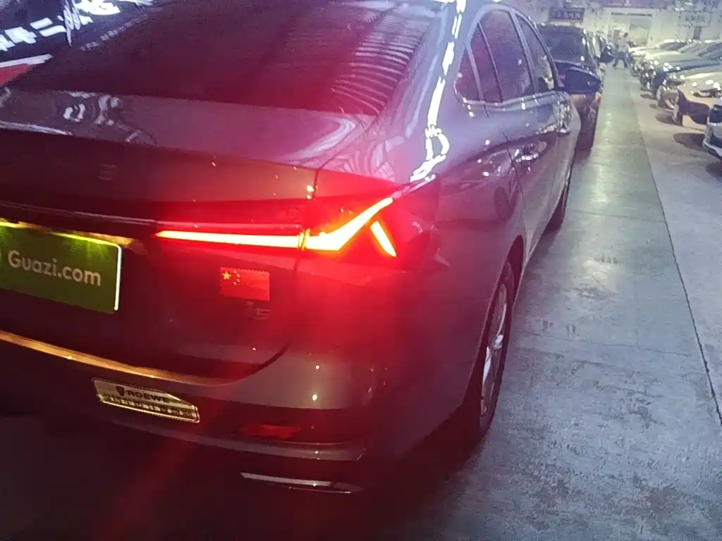 Roewe i5 — миниатюра 8