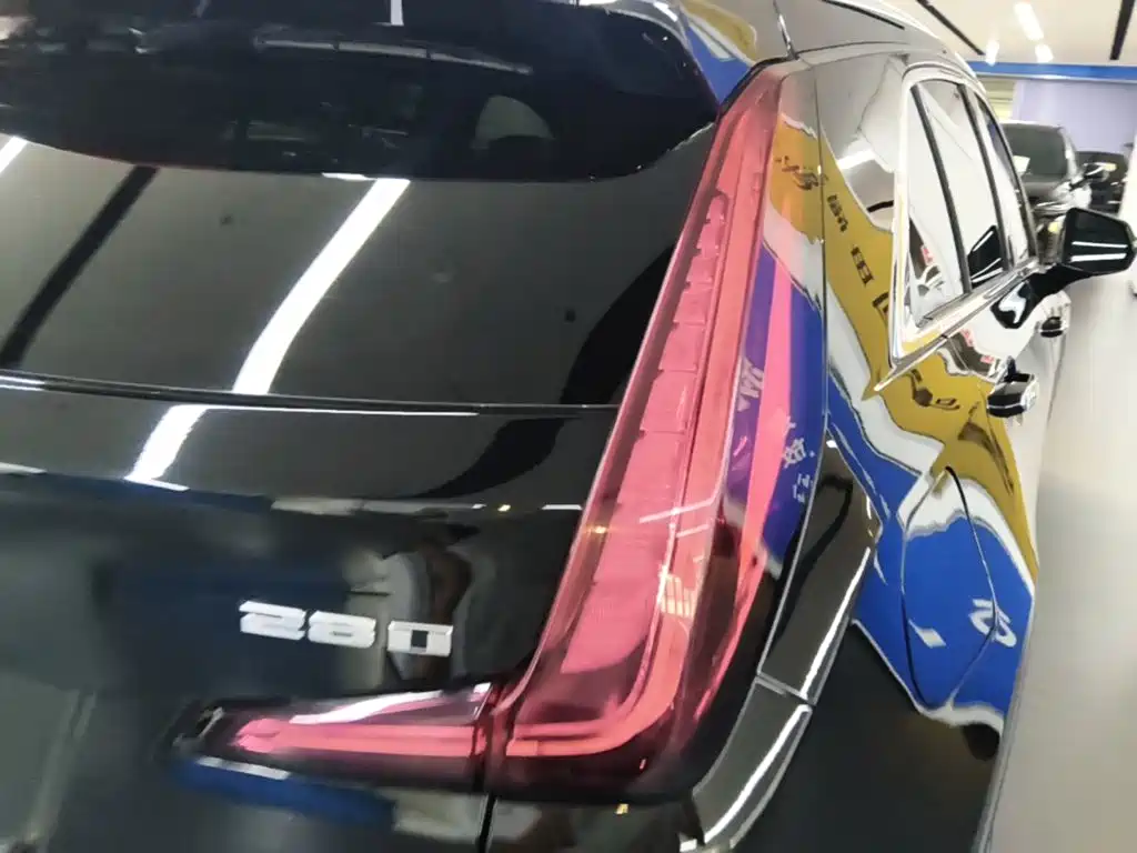 Cadillac XT4 — миниатюра 8