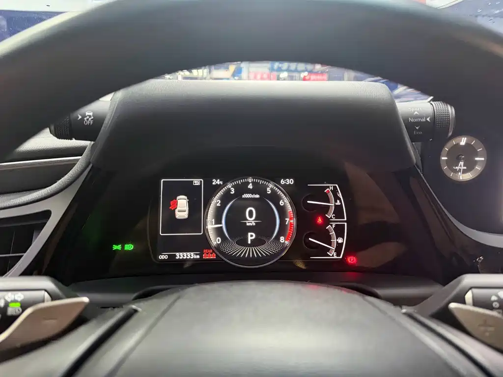 Lexus ES — миниатюра 15