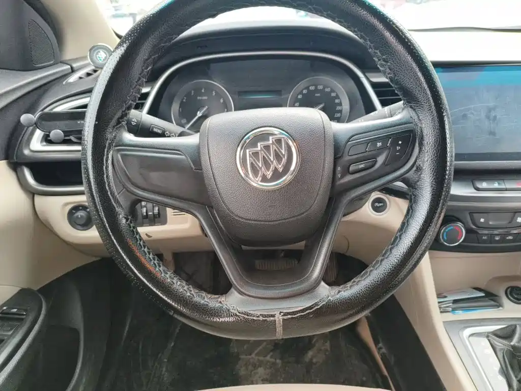 Buick Excelle — миниатюра 7